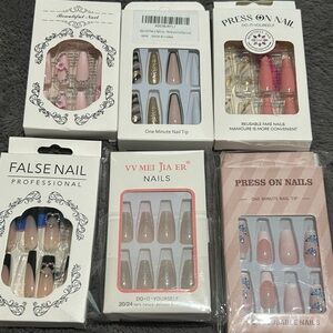 Press on nails